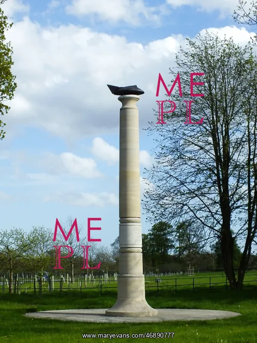 : Hovercraft Column, Somerleyton, near Lowestoft, Suffolk : Hovercraft Column, Somerleyton, near Lowestoft, Suffolk
