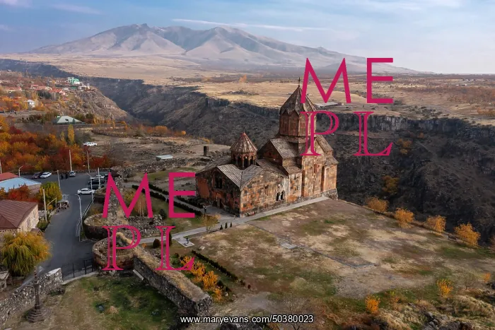 : Hovhannavank monastery, Ohanavan, Aragatsotn, Armenia : Hovhannavank monastery, Ohanavan, Aragatsotn, Armenia