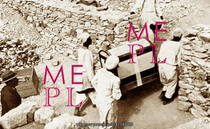 : Howard Carter - artifacts removed from tomb of Tutankhamen : Howard Carter - artifacts removed from tomb of Tutankhamen