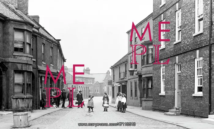  : Howden - Bridge Gate early 1900s