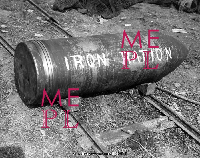 : Howitzer shell, Iron Ration, WW1 : Howitzer shell, Iron Ration, WW1