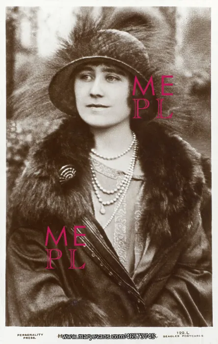 : H.R.H Elizabeth Bowes Lyon - The Duchess of York : H.R.H Elizabeth Bowes Lyon - The Duchess of York