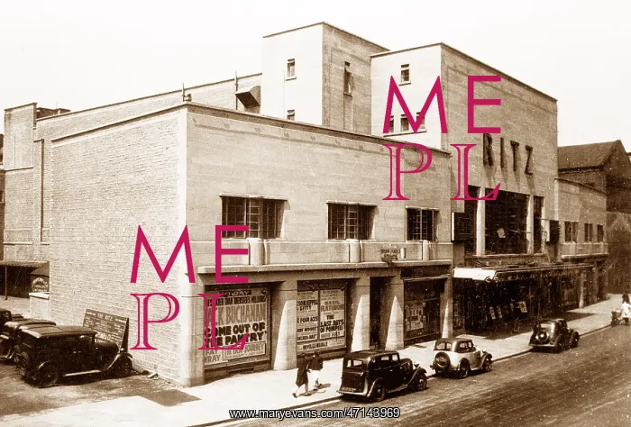  : Huddersfield Ritz Cinema possibly 1940s