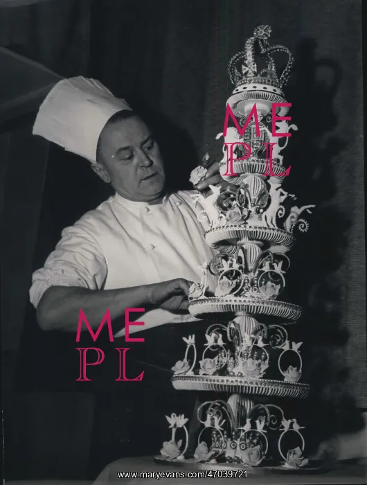 : Huge sugar cake for Queen Elizabeth II : Huge sugar cake for Queen Elizabeth II