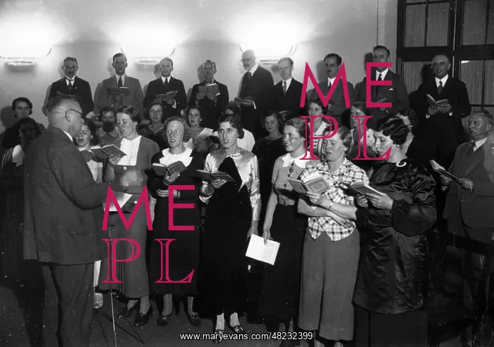  : Huguenot chorus in Berlin, 1935