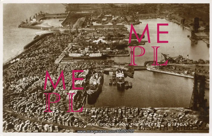 : Hull docks from the air : Hull docks from the air