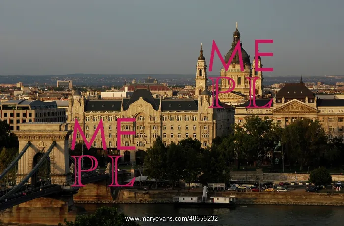 : HUNGARY. BUDAPEST. Chain Bridge, Gresham Hotel and St. Step : HUNGARY. BUDAPEST. Chain Bridge, Gresham Hotel and St. Step