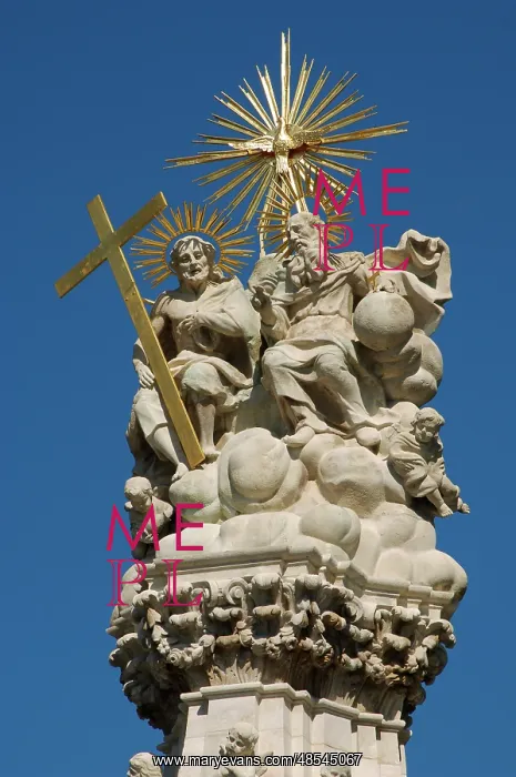  : Hungary. Budapest. Holy Trinity Column
