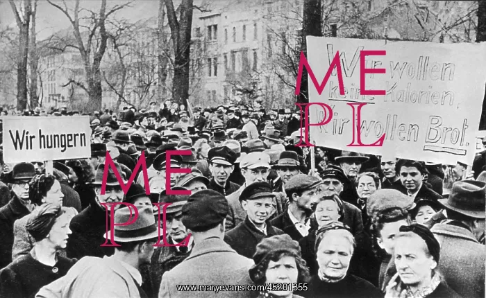 : Hunger demonstrations 1947 in Dusseldorf : Hunger demonstrations 1947 in Dusseldorf