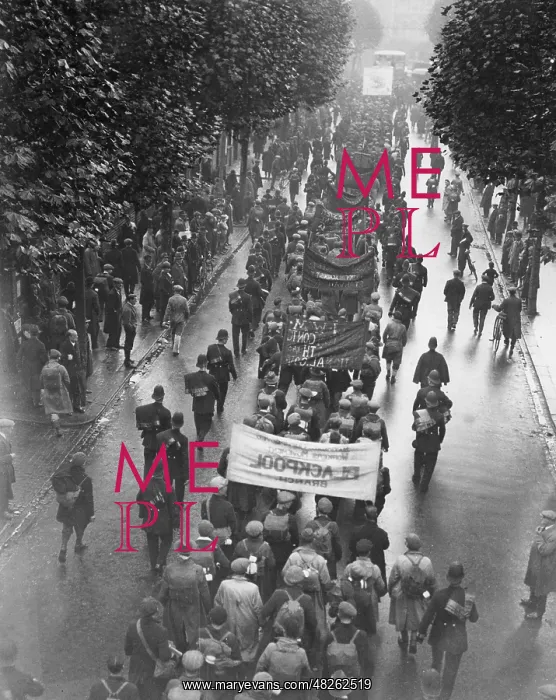 : Hunger March in London, 1932 : Hunger March in London, 1932