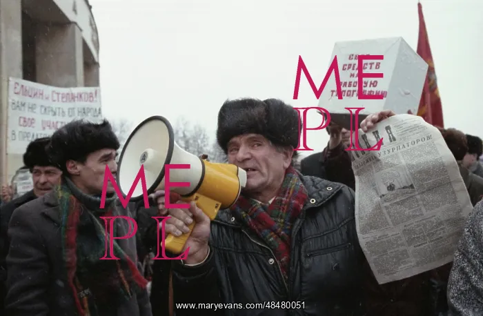 : Hungry queues protest rally : Hungry queues protest rally