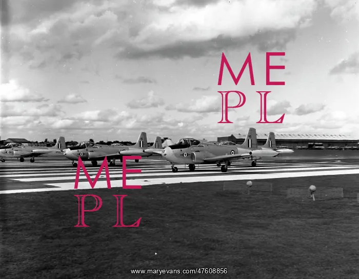  : Hunting Percival Jet Provosts T.4 XP551 ~The Red Pelicans