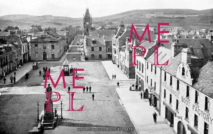  : Huntly