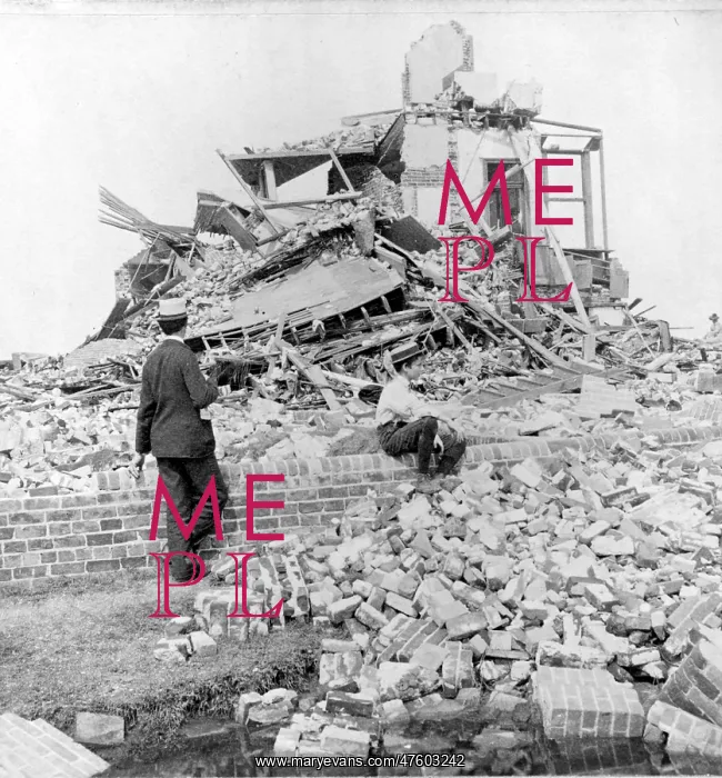 : Hurricane Damage, Galveston, 1900 : Hurricane Damage, Galveston, 1900