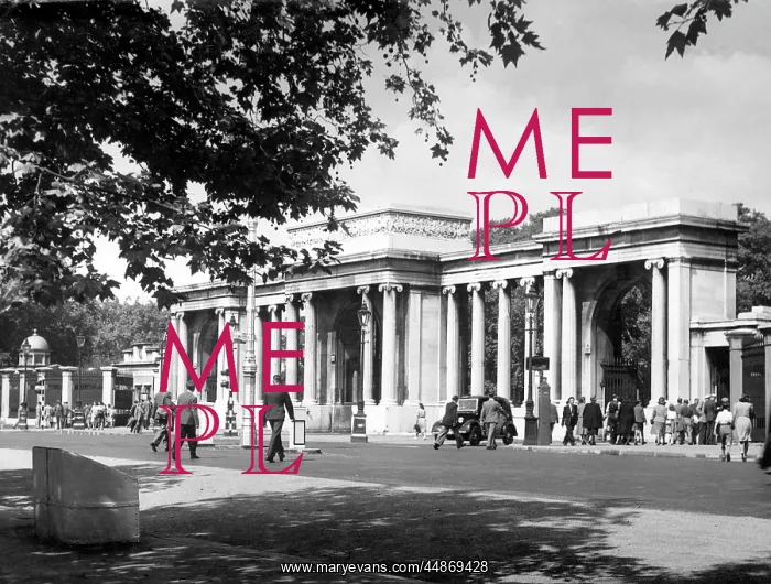 : HYDE PARK CORNER : HYDE PARK CORNER