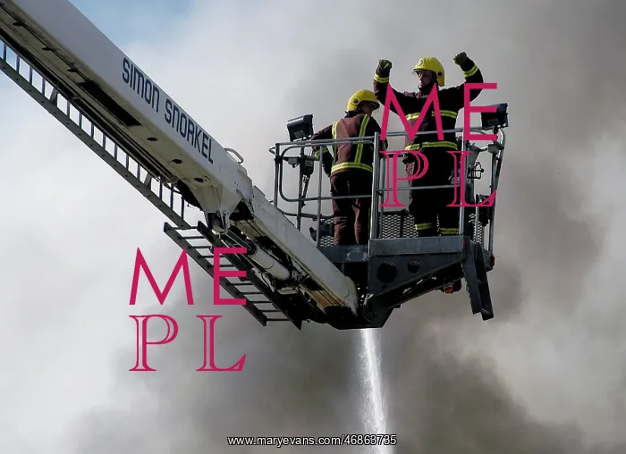 : A hydraulic lift in action at scene of fire, Penge : A hydraulic lift in action at scene of fire, Penge