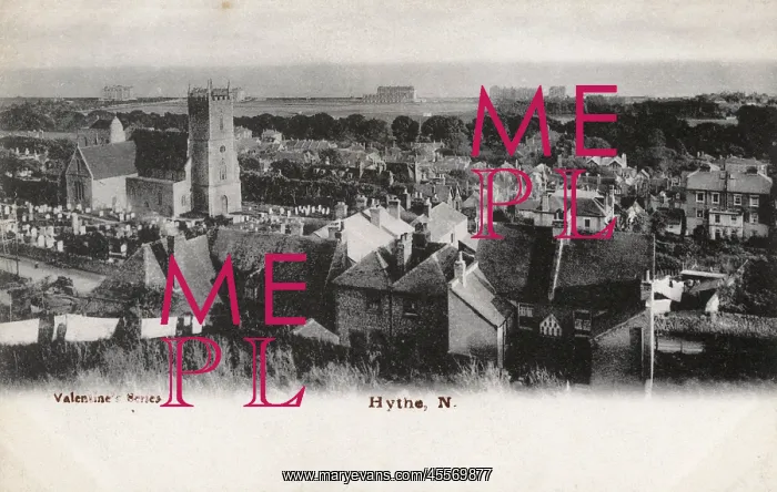 : Hythe, Kent - view looking out to sea : Hythe, Kent - view looking out to sea