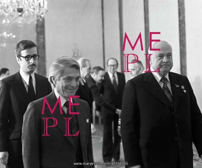 : I. Polyakov receiving credentials : I. Polyakov receiving credentials