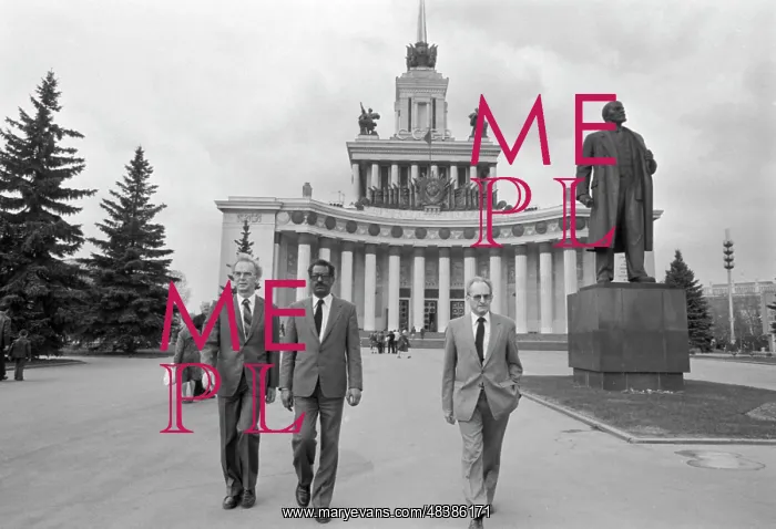 : I. Zakaria visiting USSR : I. Zakaria visiting USSR