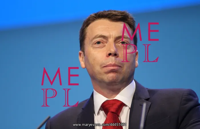  : Iain Mcnicol