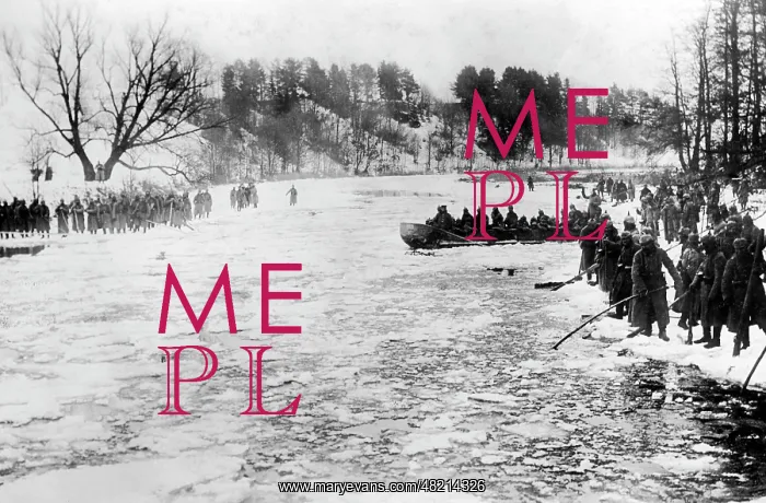 : Ice breaking work on the Angrapa River, 1914 : Ice breaking work on the Angrapa River, 1914