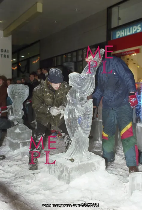 : Ice sculpture competition : Ice sculpture competition