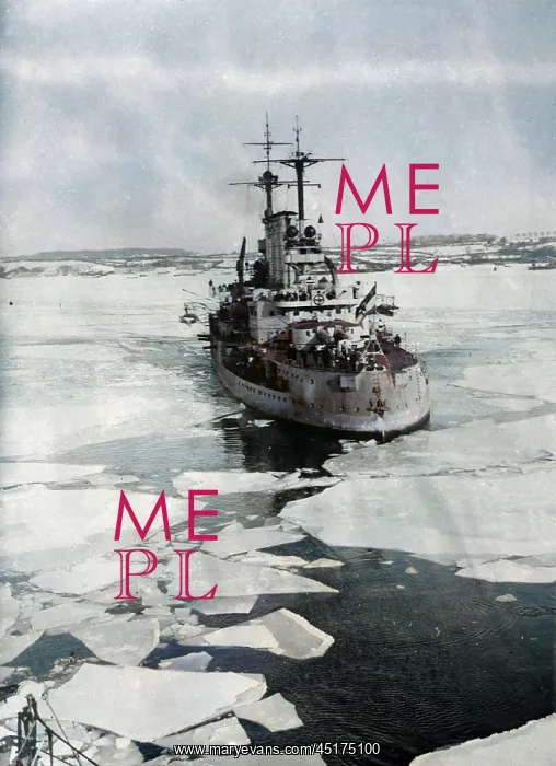 : Icebreaker in Baltic Sea : Icebreaker in Baltic Sea