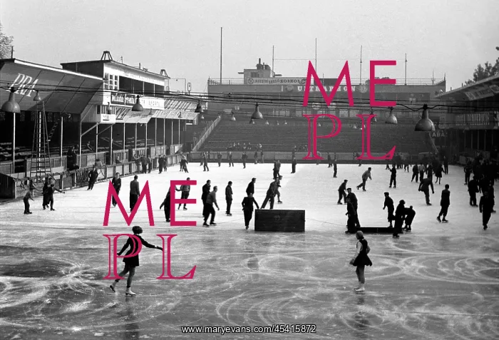 : Icescating in 1947