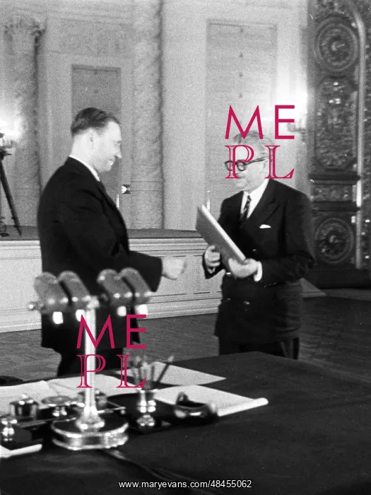 : I.Farzh's visit to the USSR : I.Farzh's visit to the USSR