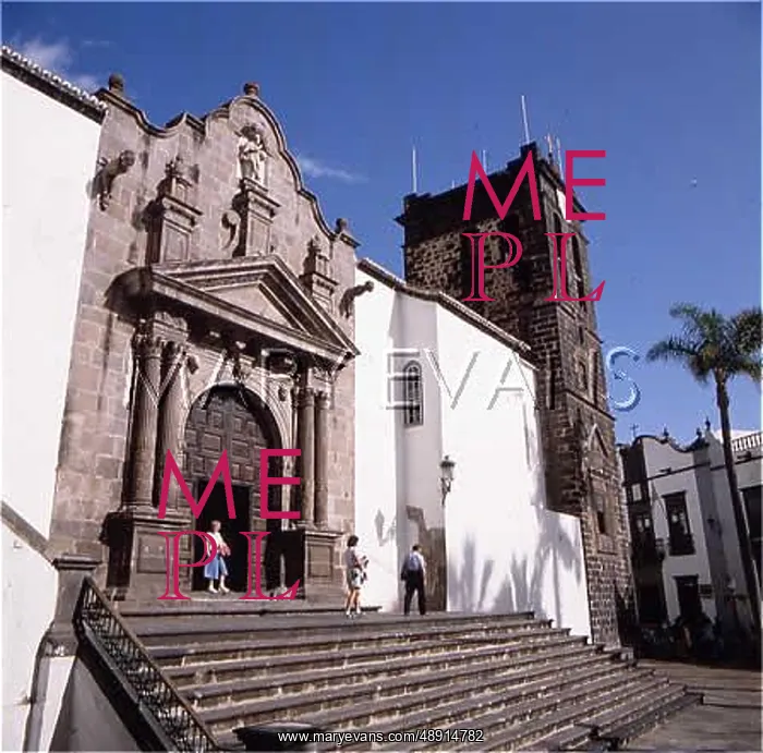 : IGLESIA SAN SALVADORE : IGLESIA SAN SALVADORE