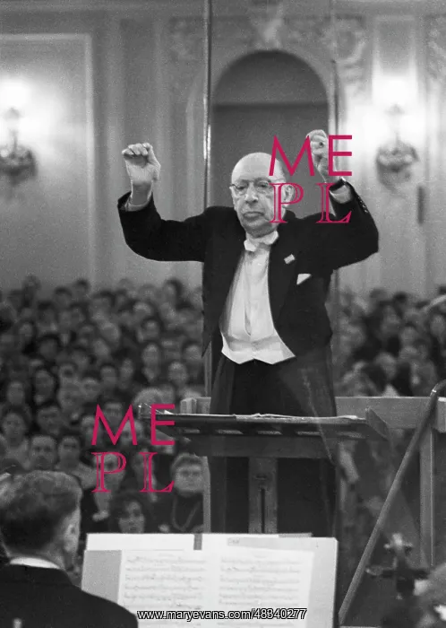 : Igor Stravinsky tours in USSR : Igor Stravinsky tours in USSR