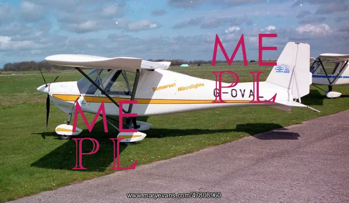 : Ikarus C42 G-OVAL : Ikarus C42 G-OVAL