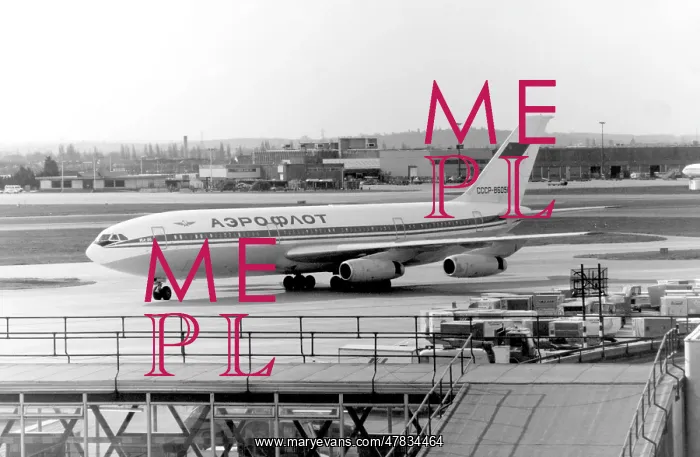 : Ilyushin Il-86 SSSR-86058 : Ilyushin Il-86 SSSR-86058