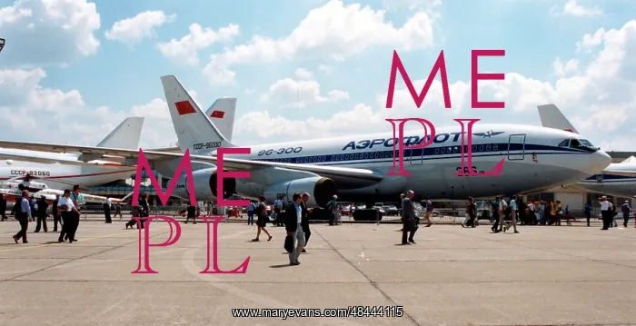 : Ilyushin Il-96-300 SSSR-96000 : Ilyushin Il-96-300 SSSR-96000