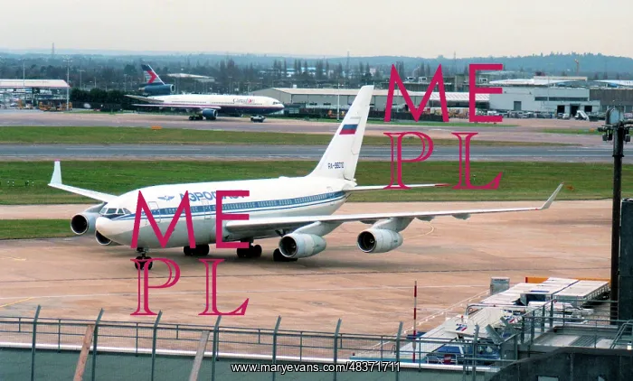: Ilyushin Il-96 RA-96010 : Ilyushin Il-96 RA-96010