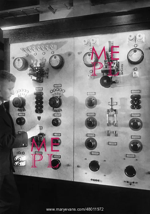 : Image telegraphs station, 1930 : Image telegraphs station, 1930