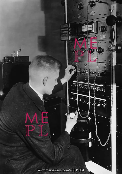 : Image telegraphs station, 1930 : Image telegraphs station, 1930