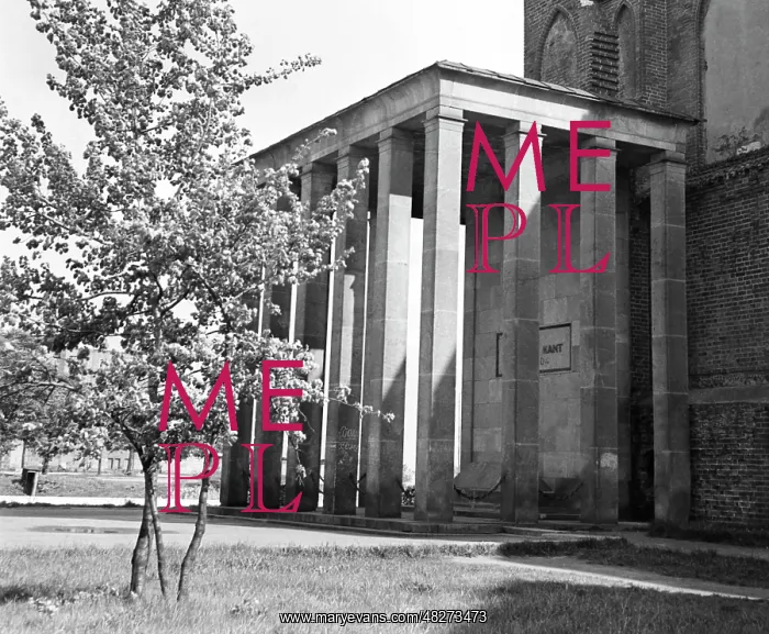 : Immauel Kant's tomb in Kaliningrad.1968 : Immauel Kant's tomb in Kaliningrad.1968