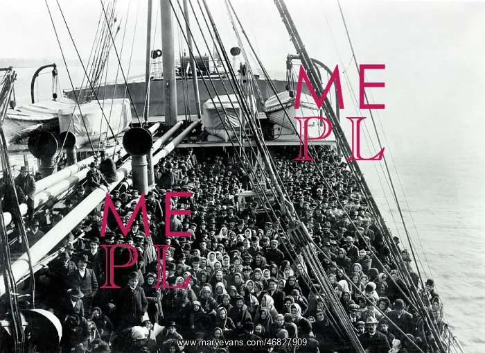 : immigration - social issues - ships - immigrants : immigration - social issues - ships - immigrants