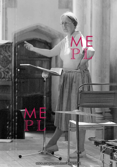 : Imogen Holst Conducting : Imogen Holst Conducting