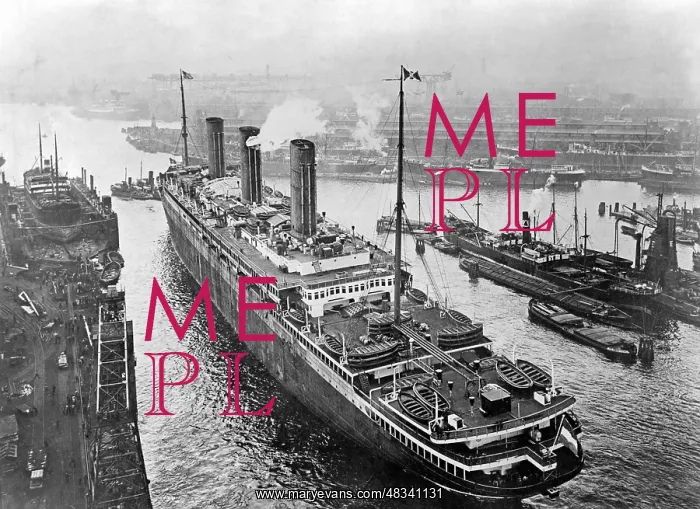 : The Imperator leaves Cuxhaven, 1913 : The Imperator leaves Cuxhaven, 1913