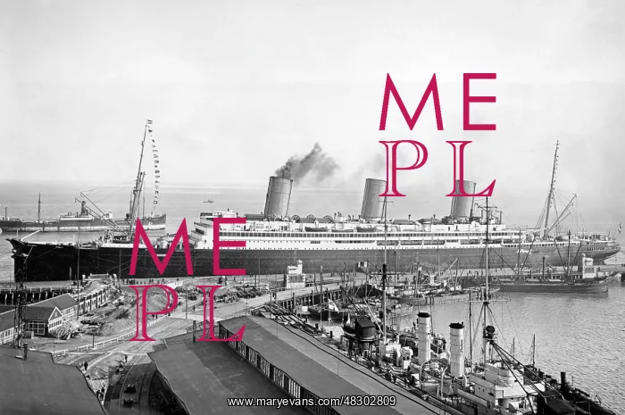 : The Imperator on the wharf, 1914 : The Imperator on the wharf, 1914