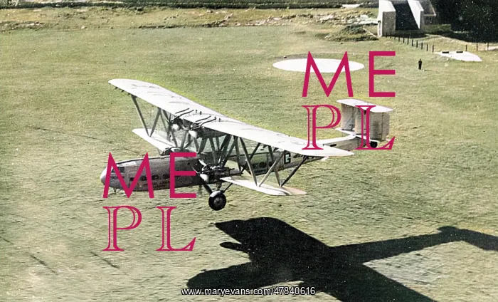 : Imperial Airways passenger plane Hadrian : Imperial Airways passenger plane Hadrian