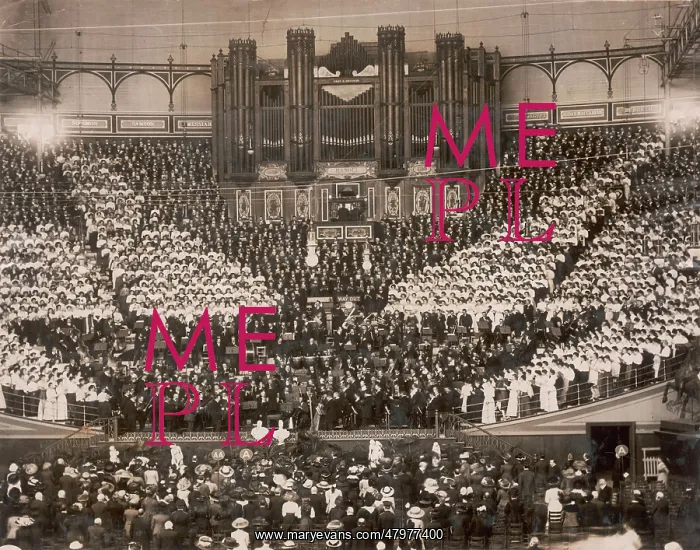 : Imperial Choir performing at the Crystal Palace : Imperial Choir performing at the Crystal Palace