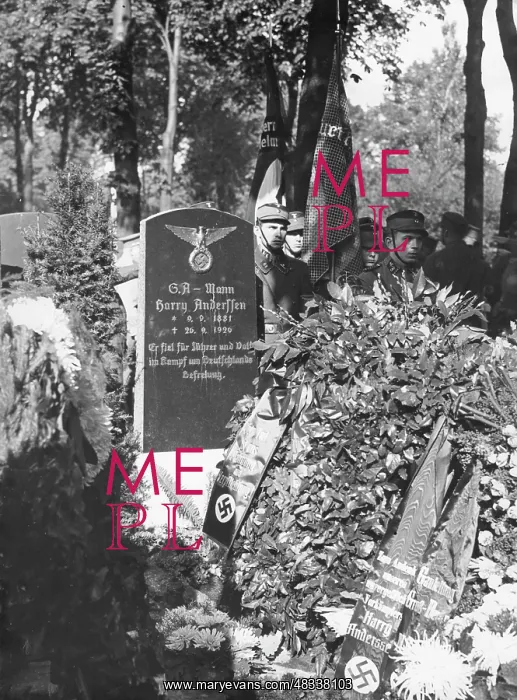: Inauguration of a memorial stone for the SA member Anderssen : Inauguration of a memorial stone for the SA member Anderssen