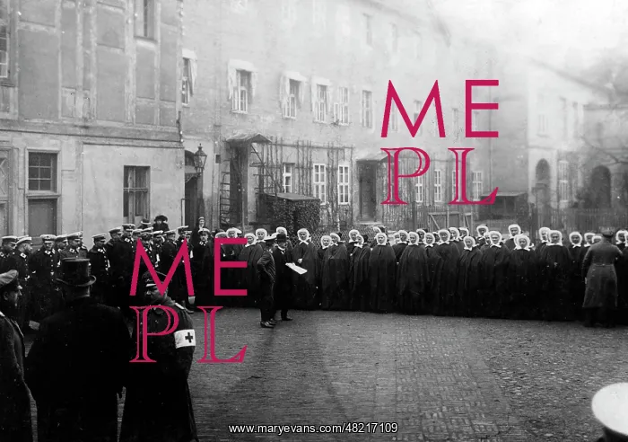 : Inauguration of nurses and paramedics, 1915 : Inauguration of nurses and paramedics, 1915