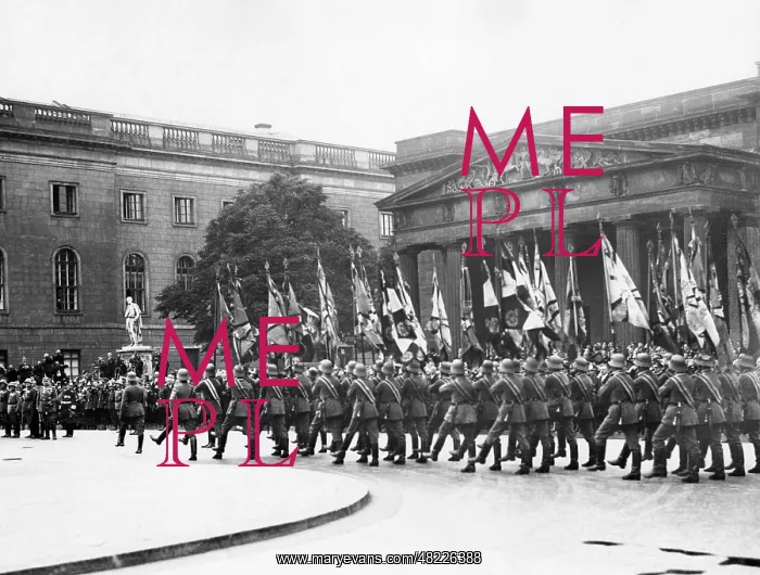: Inauguration of the war memorial in Berlin, 1931 : Inauguration of the war memorial in Berlin, 1931