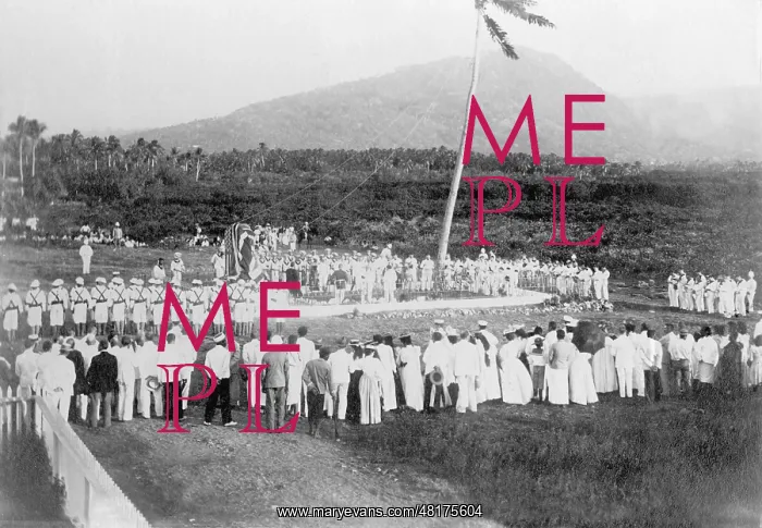 : Inauguration of the war memorial in Samoa, 1900 : Inauguration of the war memorial in Samoa, 1900