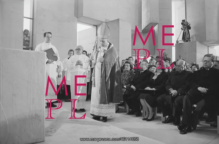 : The inauguration of the Wotruba Church : The inauguration of the Wotruba Church