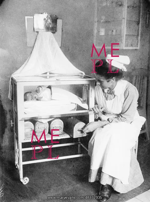 : Incubator, 1923 : Incubator, 1923